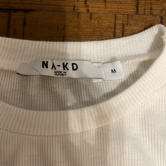 NAKD Ribbed Long Sleeve Crop Top - Picture 6 of 7